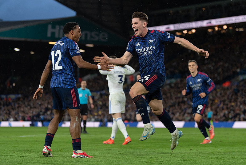 Popis Arsenalu mimo kontuzji Saki, wygrane Liverpoolu i Chelsea