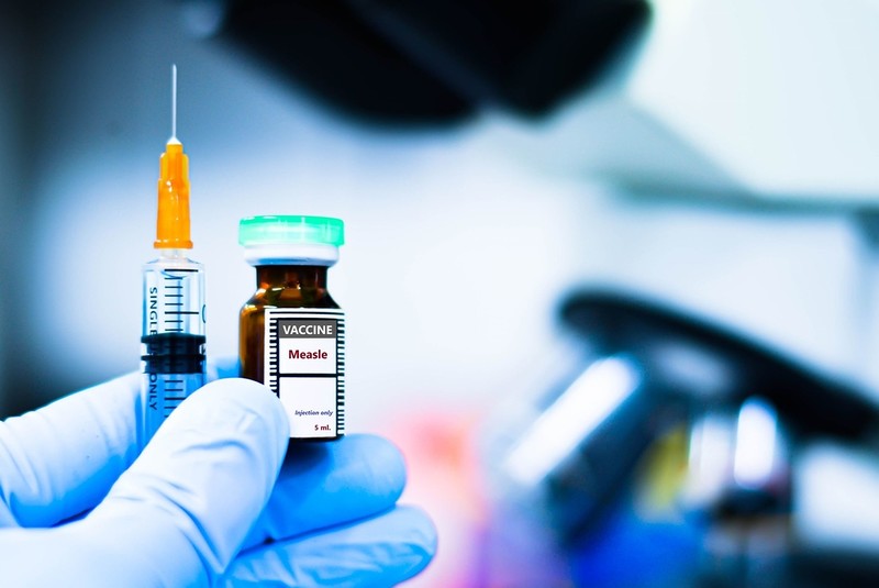 Wzrost zachorowań na odrę w Londynie. Coraz mniej rodziców szczepi dzieci