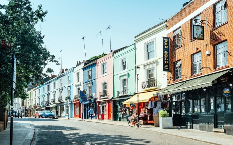 Notting Hill: Od slumsów do luksusowych domów za 2 mln funtów