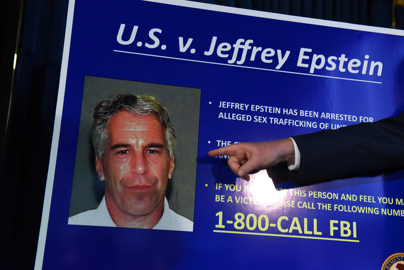 Polish threads in the Epstein case: Searching for women, conversations with models