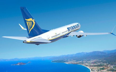 Ryanair obniża ceny biletów do Hiszpanii po ataku w Barcelonie