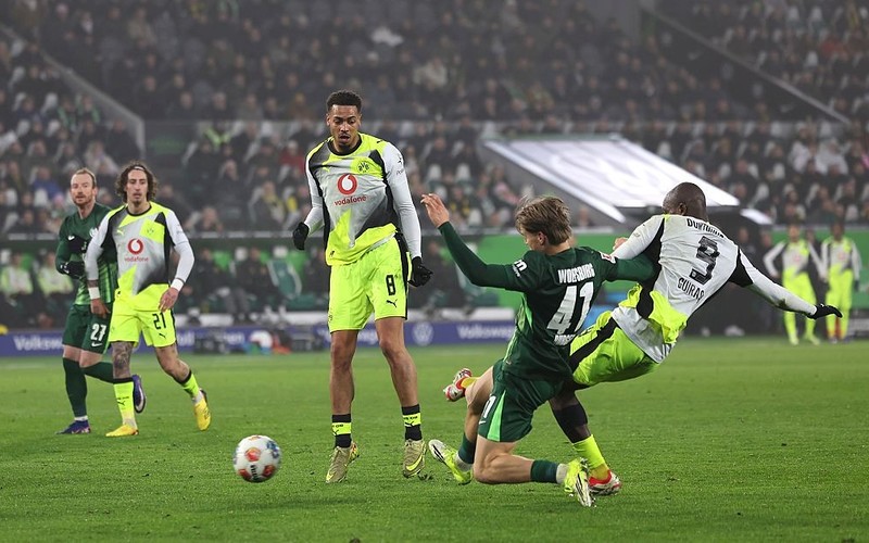 Liga niemiecka: Borussia Dortmund wygrała z drużyną Grabary i goni Bayern