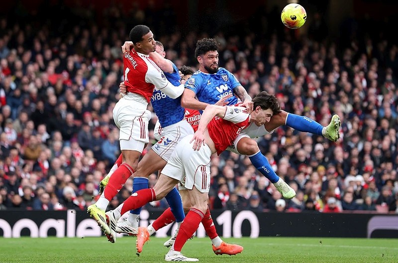 Liga angielska: Zwycięstwa Arsenalu i rozpędzonego Manchesteru United