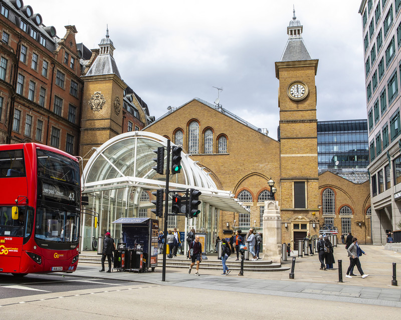 Londyn: Zatwierdzono plany przebudowy najbardziej ruchliwej stacji kolejowej w UK 