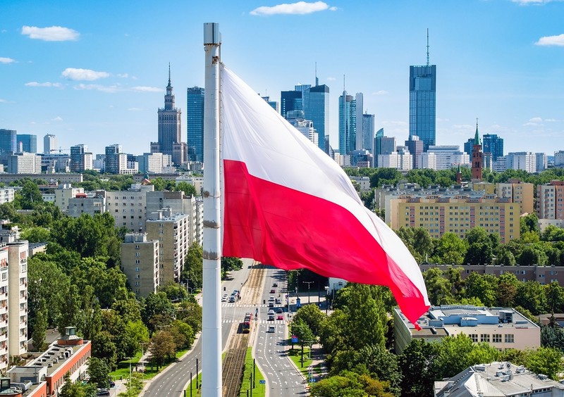 Bloomberg: Polska gospodarka coraz silniejsza i rozwija się jak w Korei Południowej