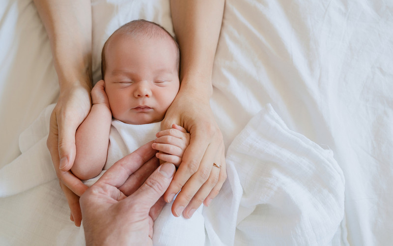 Kraje, w których rodzi się najwięcej dzieci poza małżeństwem. Polska na 32. miejscu