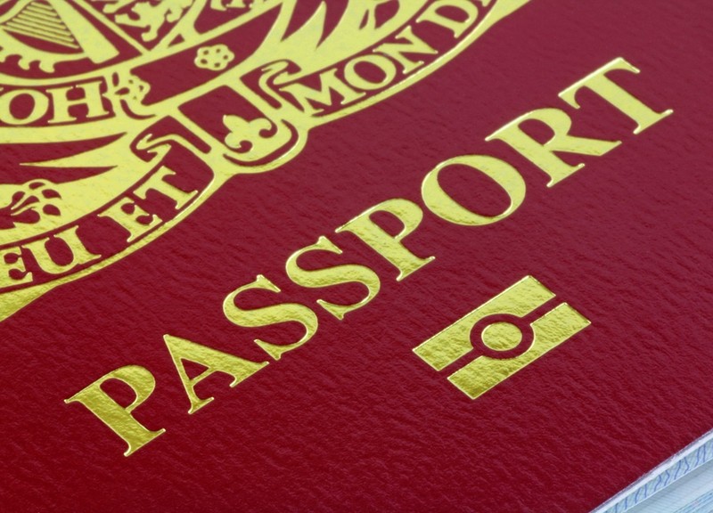 UK: Od 25 lutego osoby z podwójnym obywatelstwem muszą do wjazdu używać brytyjskiego paszportu