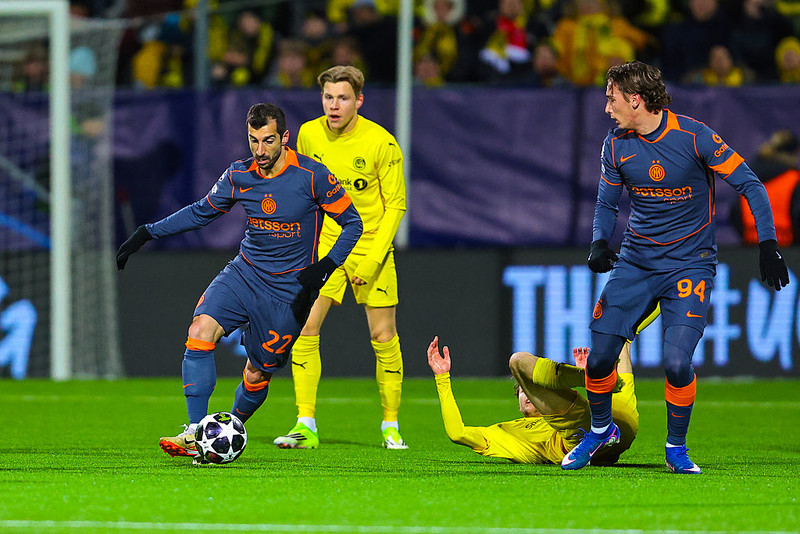 Piłkarska Liga Mistrzów: Trudna sytuacja włoskich drużyn przed rewanżami w barażach