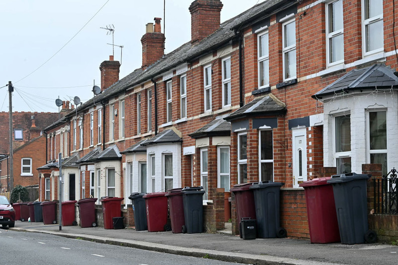 Anglia zmienia zasady segregacji odpadów. Co musi wiedzieć każde gospodarstwo domowe?