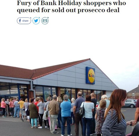 Massive queues outside Lidl at 7am for Bank Holiday special offer on Prosecco  