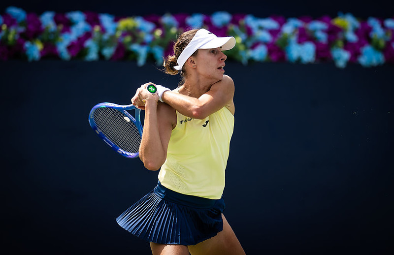 Turniej WTA w Meridzie: Niespodziewana porażka Linette w drugiej rundzie