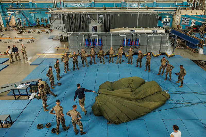 Brytyjscy żołnierze ćwiczą we Francji przed ewentualną misją na Ukrainie