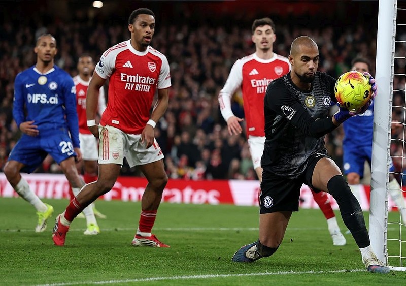 Arsenal lepszy od Chelsea w derbach