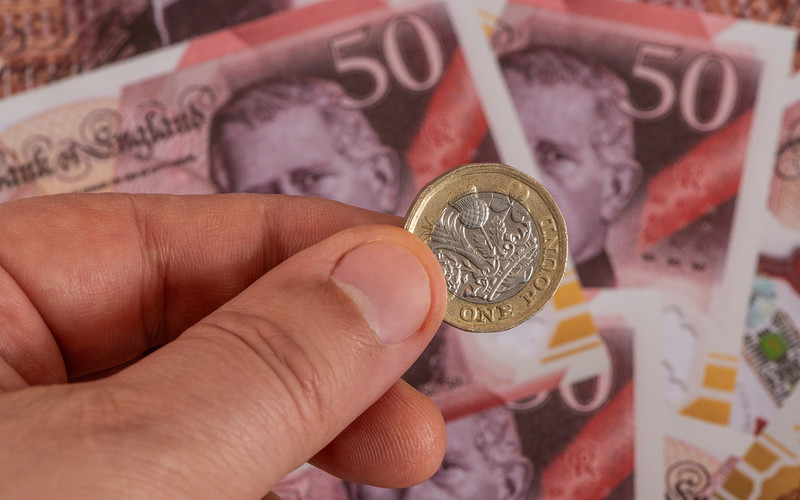 Już ponad 300 tys. osób straciło zasiłki w wyniku reformy systemu świadczeń