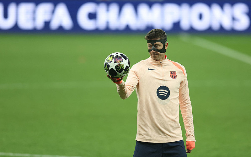 Piłkarska Liga Mistrzów: Newcastle może być 41. klubem, któremu strzelił gola Lewandowski