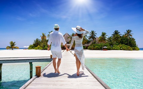 Brytyjskie MSZ ostrzega przed podróżami do Turcji, Cypru i Malediwów