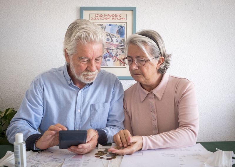 UK: Mechanizm potrójnej blokady podniesie emerytury państwowe, ale rząd może wprowadzić zmiany