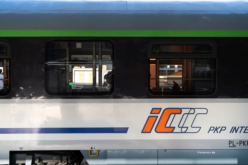 What do PKP Intercity passengers lose? From refrigerators to double bass