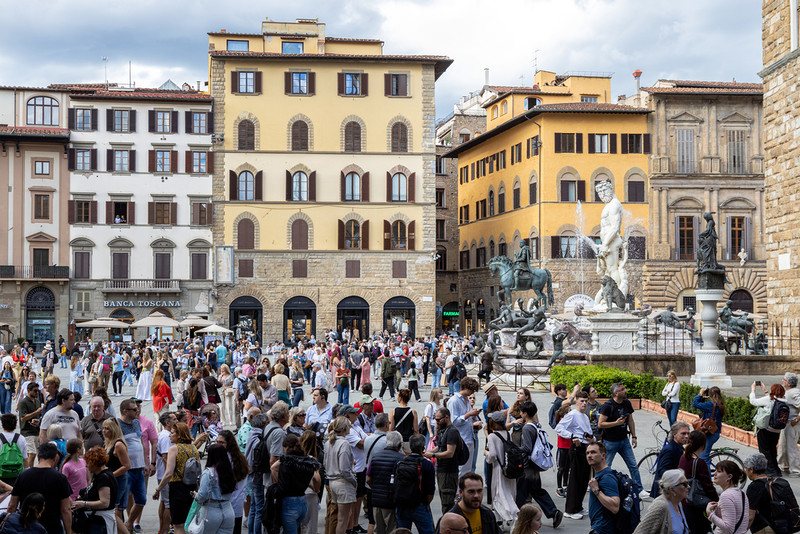 Włochy: We Florencji nastrój niepewności, jak wojna na Bliskim Wschodzie wpłynie na turystykę