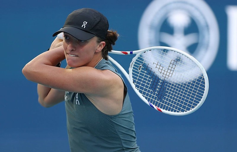 Turniej WTA w Miami: Świątek przegrała z Linette w drugiej rundzie