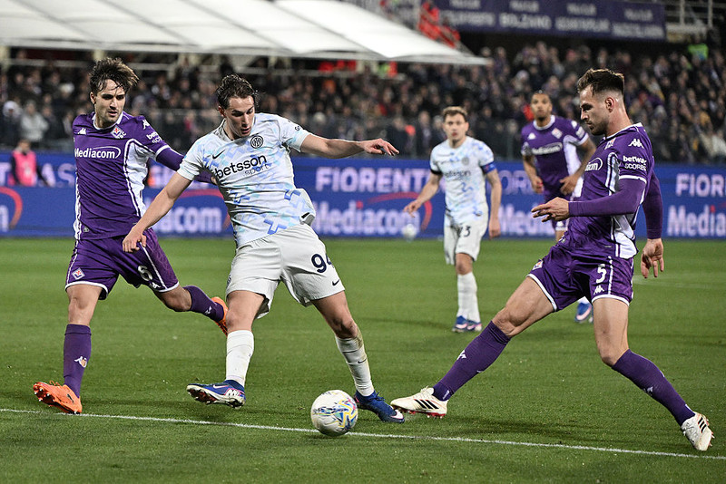 Inter Mediolan remisuje z Fiorentiną i traci przewagę w tabeli