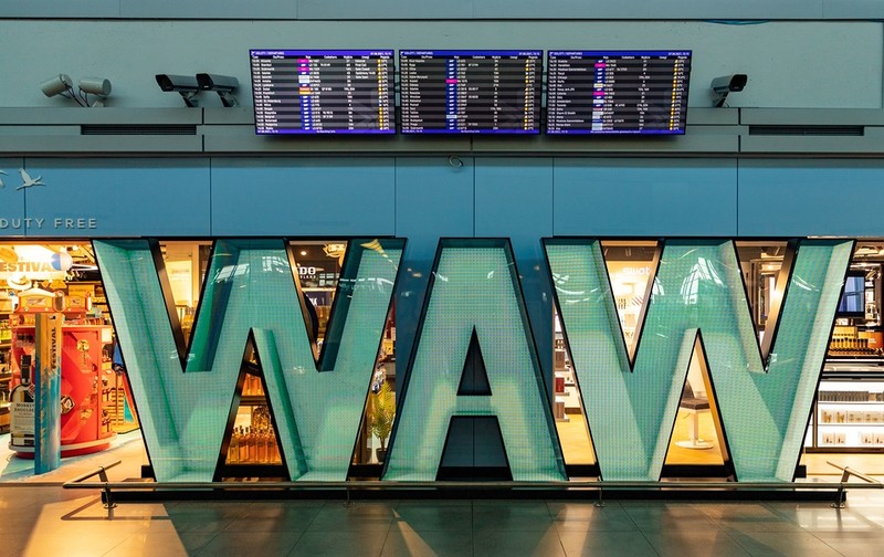 Lotnisko Chopina bije na głowę Londyn i Amsterdam