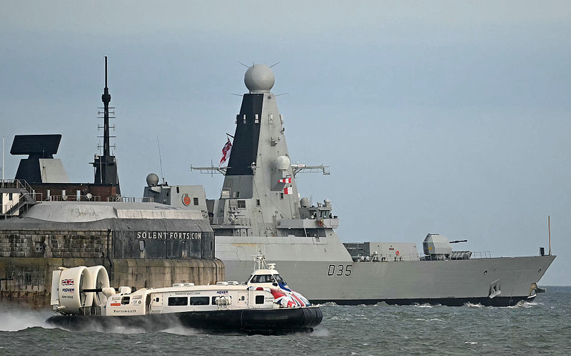 Braki w Royal Navy ujawnione. Brytyjska marynarka wojenna musi "pożyczyć" okręt od Niemiec do misji