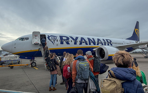 UK: Wzrośnie podatek lotniczy