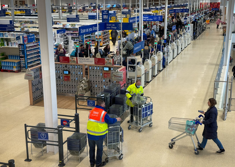 Które sklepy będą zamknięte w UK podczas świąt wielkanocnych?