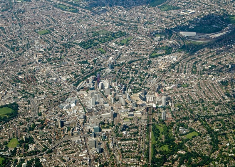 Londyńskie dzielnice owiane złą sławą. "Lepiej ich unikać"