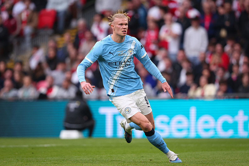 Piłkarz Haaland fanem szachów i inwestorem w nowy cykl mistrzowski