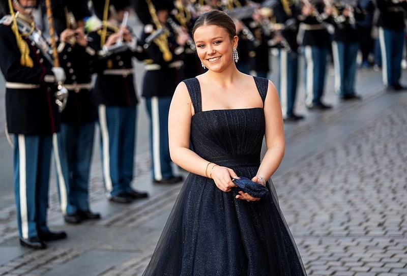 Księżniczka Izabela jako jedna z pierwszych Dunek odbędzie dłuższą służbę wojskową