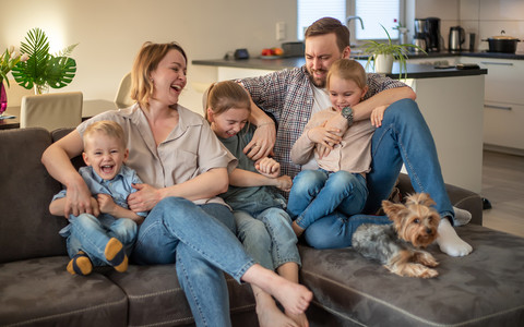 UK: Więcej pieniędzy na dzieci i wyższe emerytury