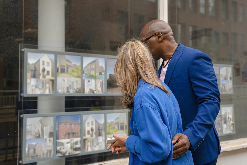 Ceny nieruchomości w UK spadły w marcu z powodu niepewności geopolitycznej