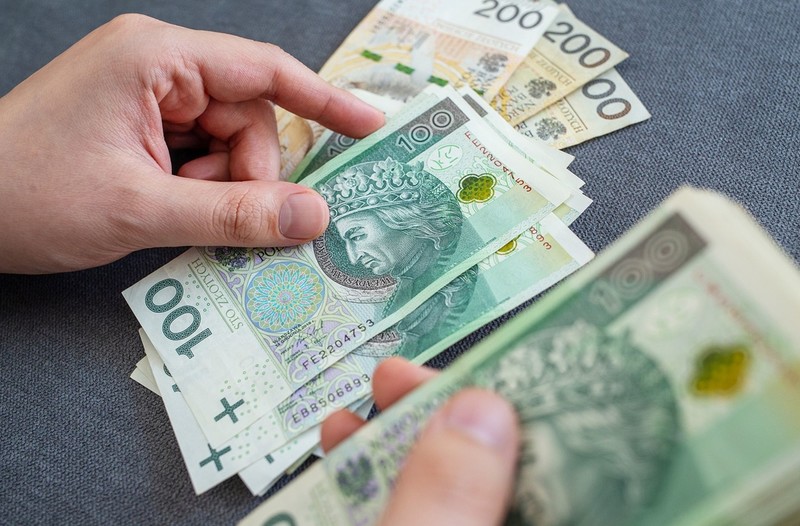 Gdzie w Polsce zarabia się najlepiej? Warszawa wciąż liderem