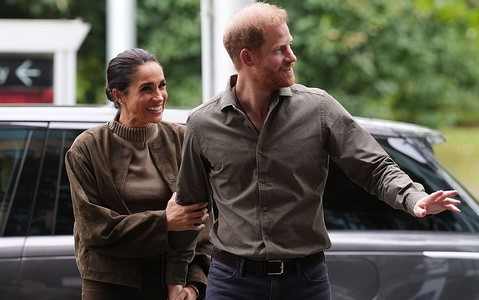 Harry i Meghan w Australii: mieszane reakcje