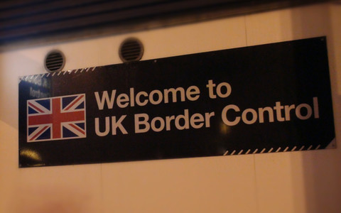 Pre-settled kontrole