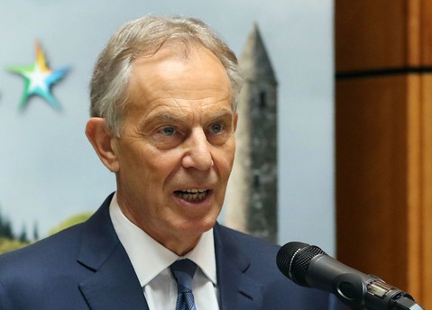 Blair: "Ograniczmy migrację z UE bez konieczności Brexitu"