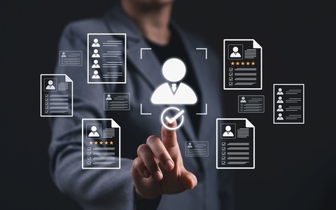 UK: Rekrutacja przez AI