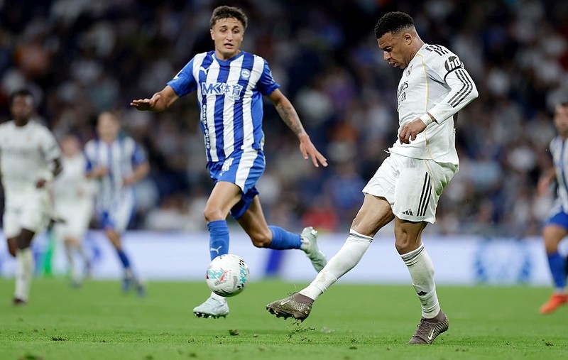 Liga hiszpańska: Real Madryt zmniejszył stratę do Barcelony