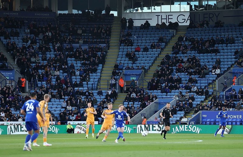 10 lat po zdobyciu mistrzostwa Anglii piłkarze Leicester spadli do trzeciej ligi