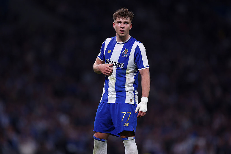Portugalskie media: FC Porto przedłuży umowę z Pietuszewskim o dwa lata