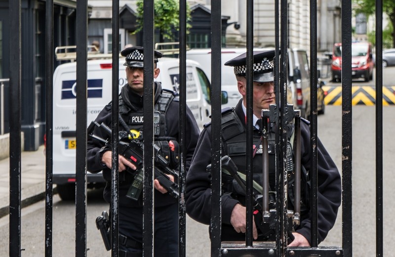 UK: Po ataku w Londynie poziom zagrożenia terrorystycznego podniesiono na "poważne"