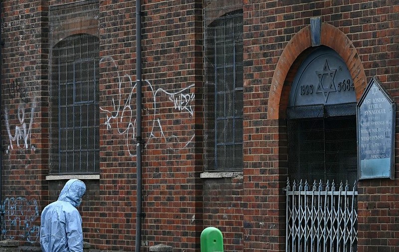 Londyn: Kolejne podpalenie byłej synagogi. Premier rozmawia o walce z antysemityzmem