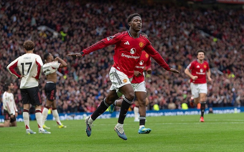 Liga angielska: Wygrana Manchesteru United z Liverpoolem po zaciętym meczu