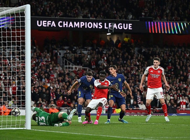 Piłkarska Liga Mistrzów: Arsenal Londyn w finale 