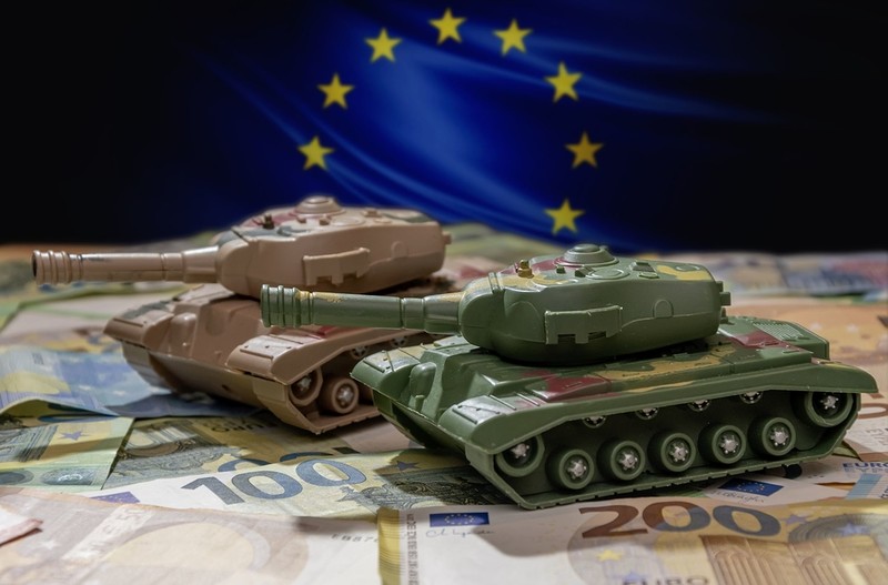 Raport: Europa może uniezależnić się militarnie od USA do połowy lat 30.