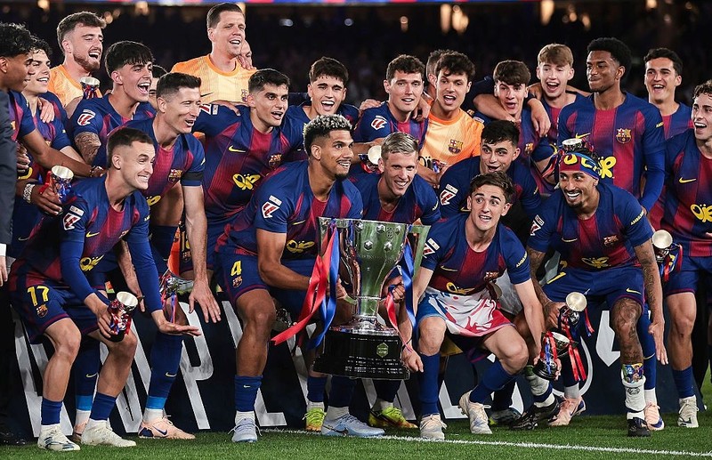 Liga hiszpańska: Barcelona pewna tytułu po zwycięstwie w El Clasico