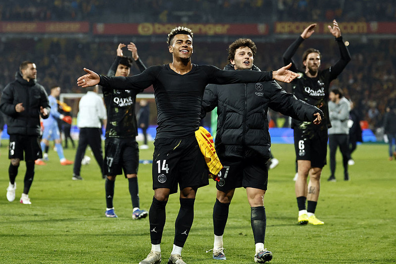 PSG z tytułem po zwycięstwie nad wiceliderem z Lens 