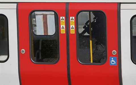 Zamach w metrze w Londynie. Policja zatrzymała 21-latka